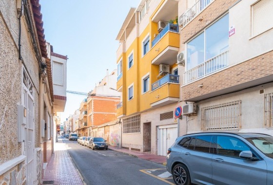 Herverkoop - Appartement / Flat -
Torrevieja - Centro