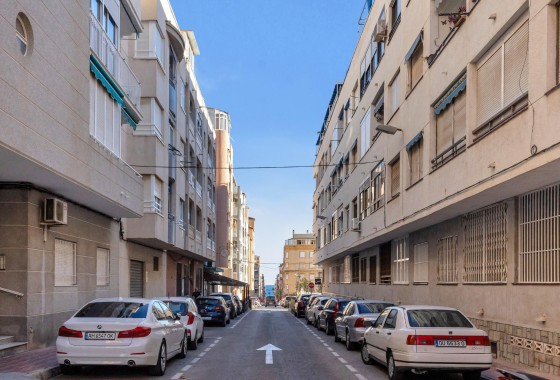 Herverkoop - Apartement Flat -
Torrevieja - Habaneras