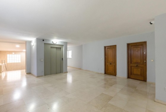 Herverkoop - Apartement Flat -
Torrevieja - Habaneras