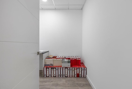 Herverkoop - Commercieel -
Torrevieja - La Mata pueblo