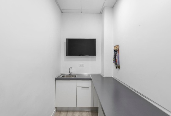 Herverkoop - Commercieel -
Torrevieja - La Mata pueblo