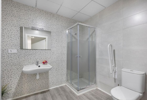 Herverkoop - Commercieel -
Torrevieja - La Mata pueblo