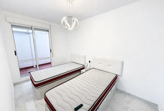 Herverkoop - Apartement Flat -
Torrevieja - Parque de las Naciones