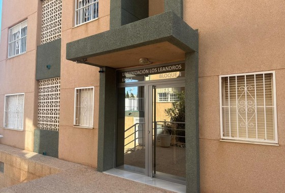Sprzedaż - Apartament mieszkanie -
Torrevieja - La Mata