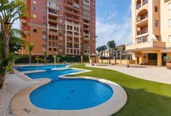 Herverkoop - Appartement / Flat -
Torrevieja - Aldea del mar