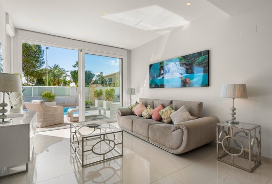 Sprzedaż - Willa wolnostojąca -
Torrevieja