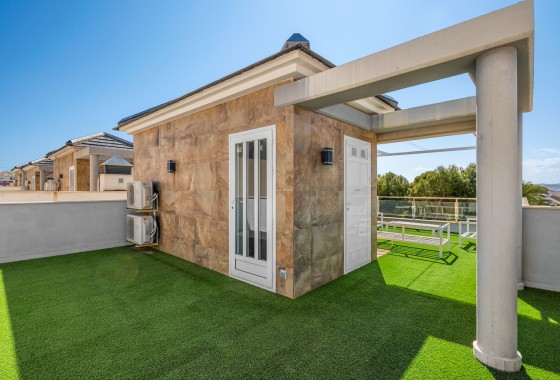 Sprzedaż - Willa wolnostojąca -
Torrevieja