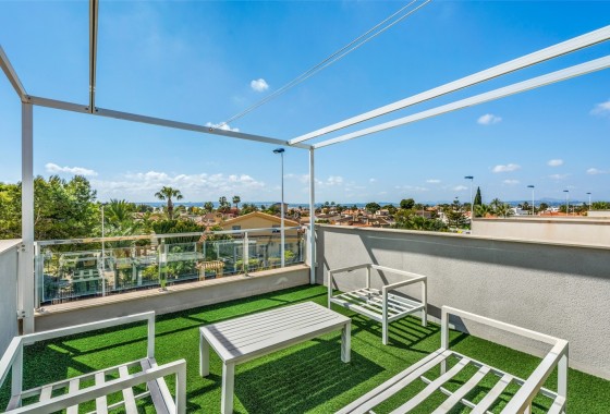 Sprzedaż - Willa wolnostojąca -
Torrevieja