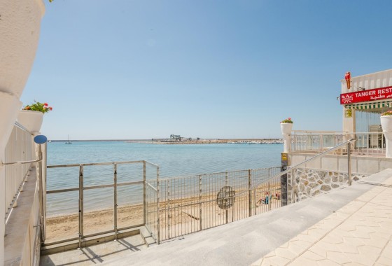 Herverkoop - Appartement / Flat -
Torrevieja - Playa del Acequión