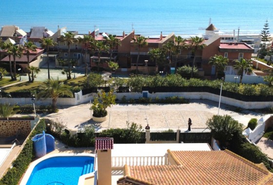 Revente - Villa Individuelle -
Torrevieja - Torrelamata - La Mata