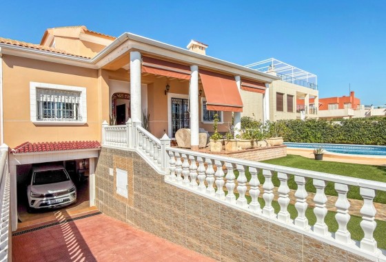 Revente - Villa Individuelle -
Torrevieja - Torrelamata - La Mata