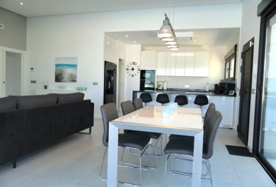 Sale - Detached Villa -
Benijofar