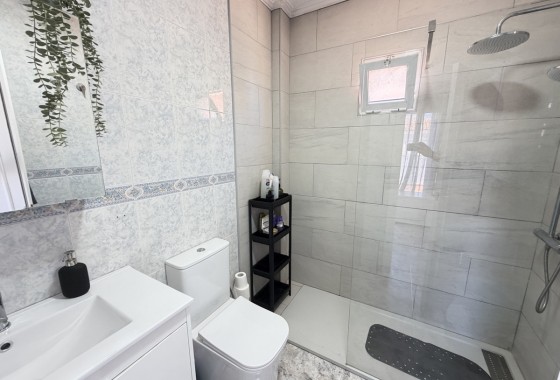 Herverkoop - Appartement / Flat -
La Zenia