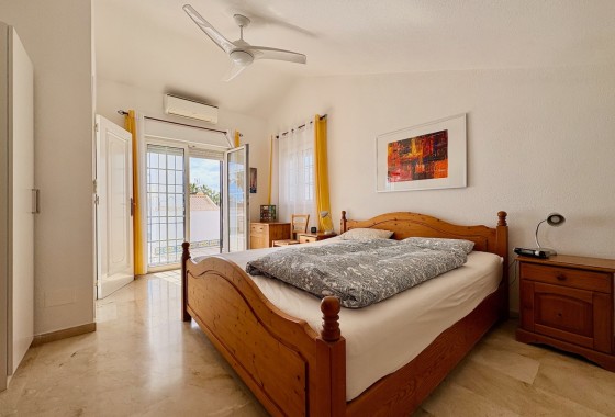 Revente - Maison de ville -
Orihuela - Villamartin