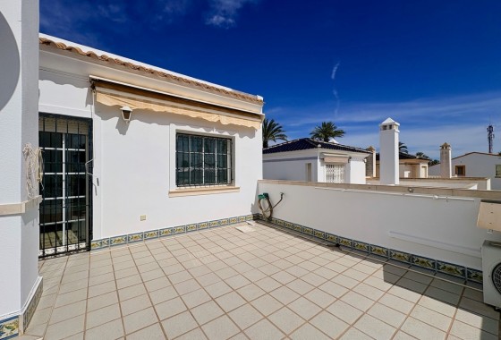 Revente - Maison de ville -
Orihuela - Villamartin