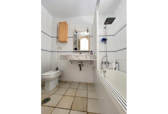 Herverkoop - Appartement / Flat -
Torrevieja - PLAYA DE LA MATA