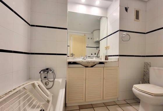 Herverkoop - Appartement / Flat -
Torrevieja - PLAYA DE LA MATA