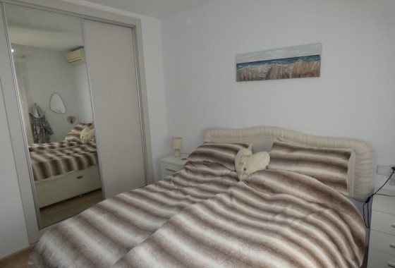 Venta - Chalet Independiente -
La Marina