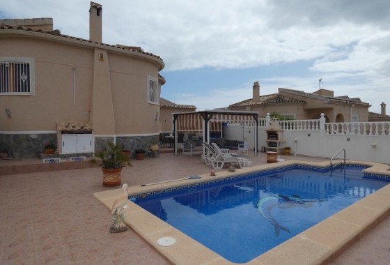 Venta - Chalet Independiente -
La Marina