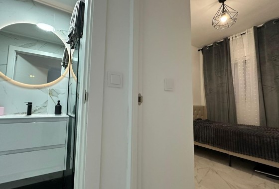 Venta - Apartamento / Piso -
Torrevieja - torrevieja