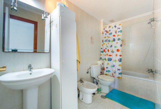 Herverkoop - Apartement Flat -
Torrevieja - Estacion de autobuses