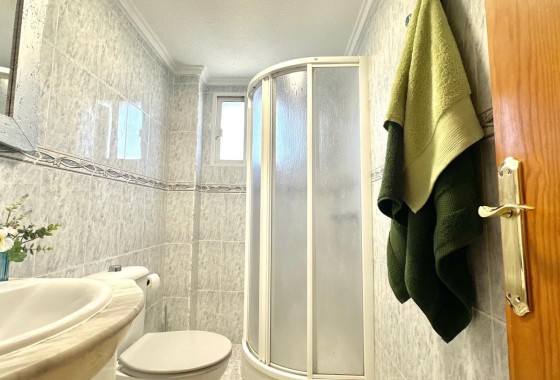 Herverkoop - Appartement / Flat -
Torrevieja - La Siesta - El Salado - Torreta