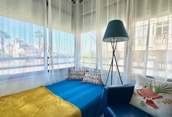 Herverkoop - Appartement / Flat -
Torrevieja - La Siesta - El Salado - Torreta
