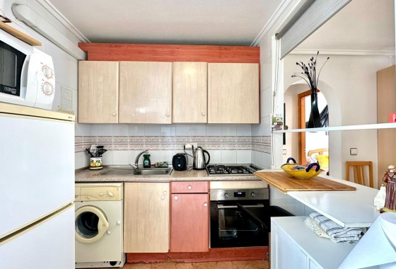 Herverkoop - Appartement / Flat -
Torrevieja - El limonar