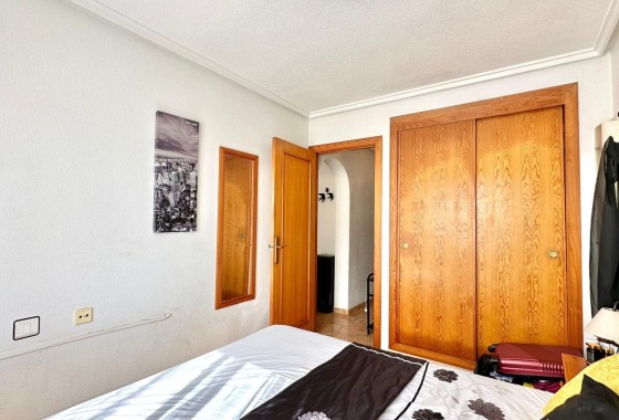 Herverkoop - Appartement / Flat -
Torrevieja - El limonar