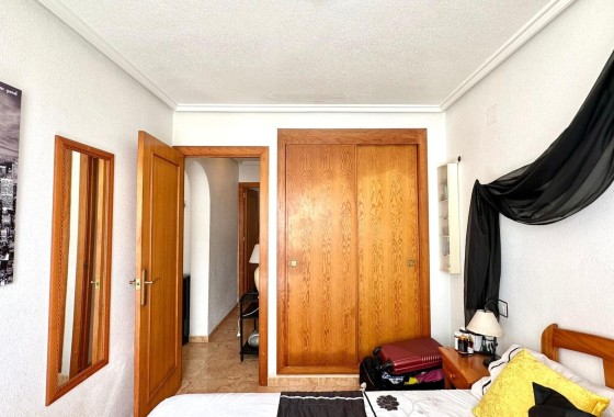 Herverkoop - Appartement / Flat -
Torrevieja - El limonar