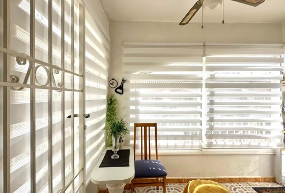 Herverkoop - Appartement / Flat -
Torrevieja - El limonar