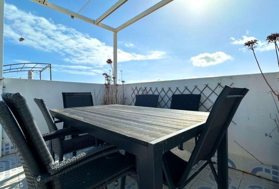 Herverkoop - Appartement / Flat -
Torrevieja - El limonar