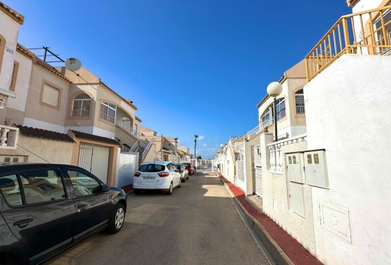 Herverkoop - Appartement / Flat -
Torrevieja - El limonar