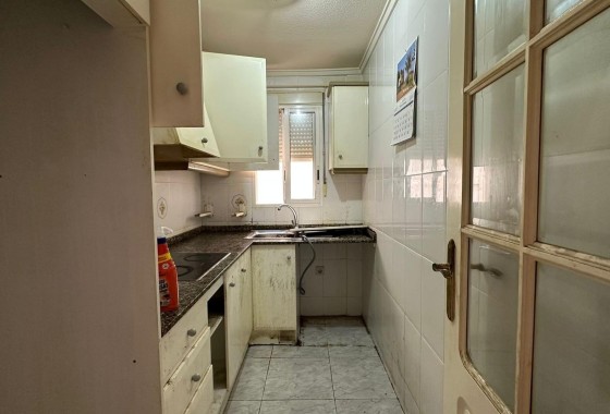 Herverkoop - Appartement / Flat -
Torrevieja - Estacion de autobuses