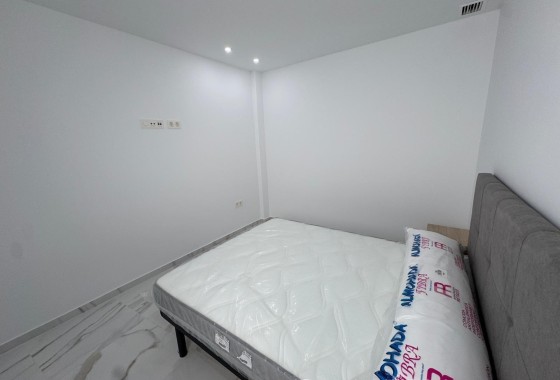 Herverkoop - Appartement / Flat -
Torrevieja - torrevieja