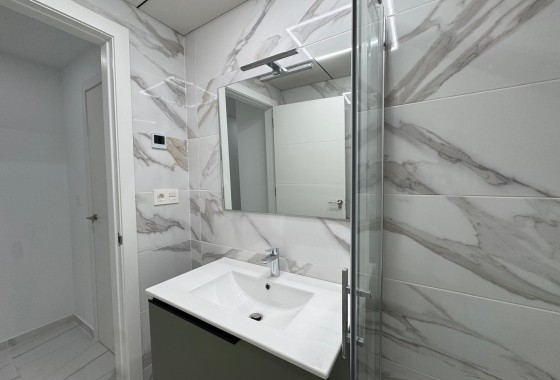 Herverkoop - Appartement / Flat -
Torrevieja - torrevieja