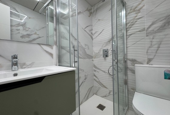 Herverkoop - Appartement / Flat -
Torrevieja - torrevieja