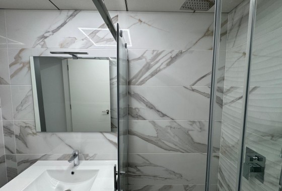 Herverkoop - Appartement / Flat -
Torrevieja - torrevieja