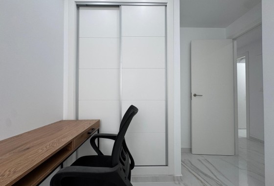 Herverkoop - Appartement / Flat -
Torrevieja - torrevieja