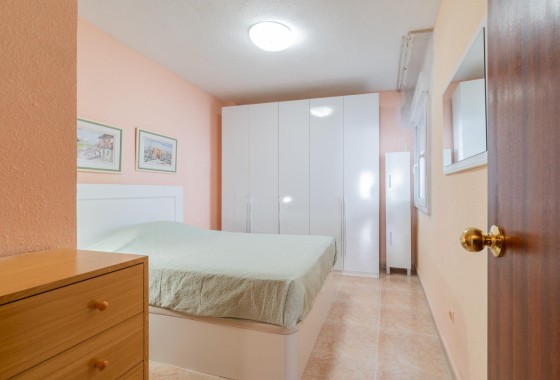 Herverkoop - Appartement / Flat -
Torrevieja - Playa del Cura