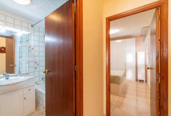 Herverkoop - Appartement / Flat -
Torrevieja - Playa del Cura