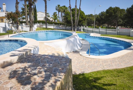 Sprzedaż - Dom miejski -
Villamartín