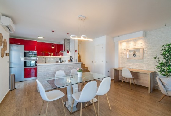 Revente - Maison de ville -
Torrevieja - El Limonar