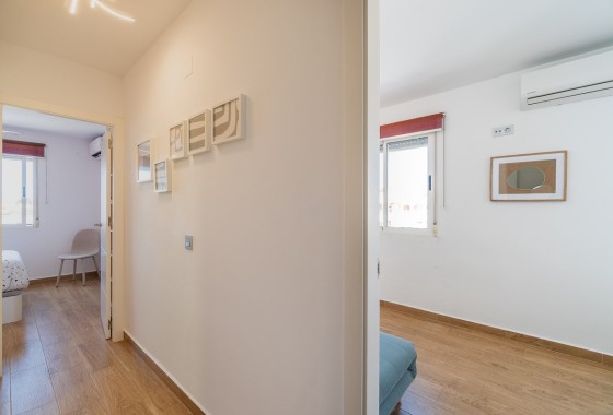 Revente - Maison de ville -
Torrevieja - El Limonar