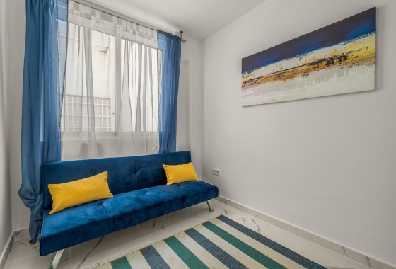 Herverkoop - Appartement / Flat -
Torrevieja - Playa de El Cura