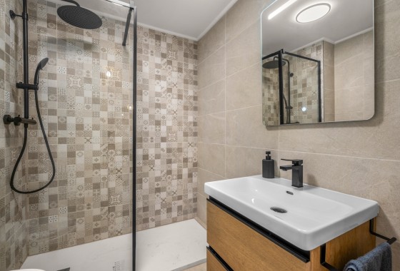 Herverkoop - Appartement / Flat -
Torrevieja - Playa de El Cura