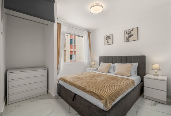 Herverkoop - Appartement / Flat -
Torrevieja - Playa de El Cura