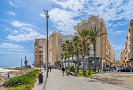 Herverkoop - Appartement / Flat -
Torrevieja - Playa de El Cura