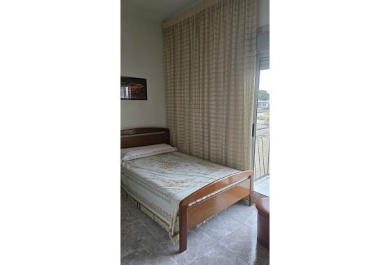 Herverkoop - Appartement / Flat -
Crevillente