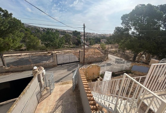 Herverkoop - Stadswoning -
Crevillente